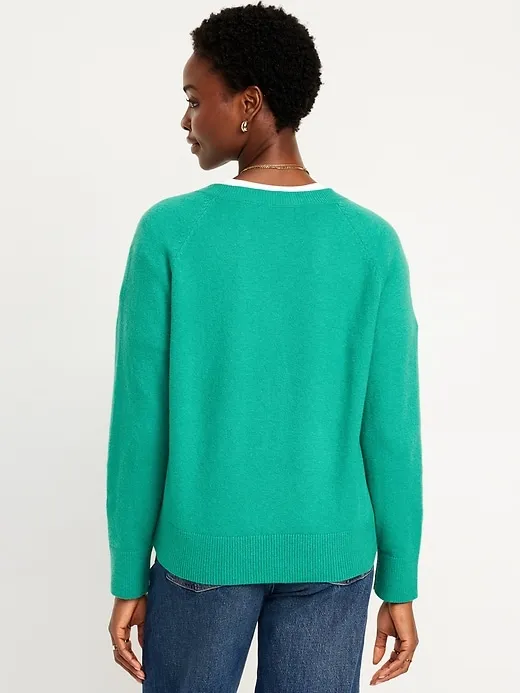 SoSoft Loose V-Neck Sweater